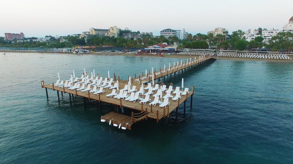 Thalia Beach Resort Hotel Ilica  ภายนอก รูปภาพ